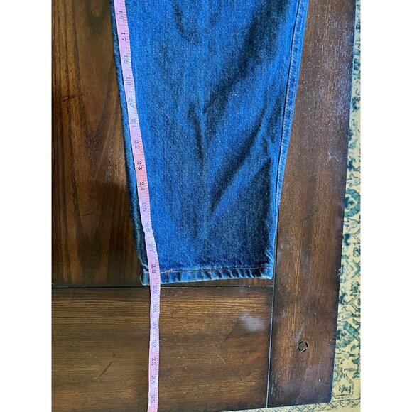 Vintage Chic Medium Wash High Waist Mom Jeans Made in USA Distressed Paint 22 - Picture 13 of 13